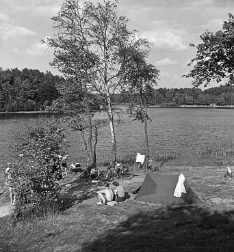 Zelten am Mönchsteich 1950er Jahre, Foto: Kreisarchiv Stormarn